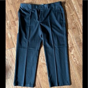 Haggar Dress Pants 42x29, Flat Front, Classic Fit, Cool Pro, Machine Washable